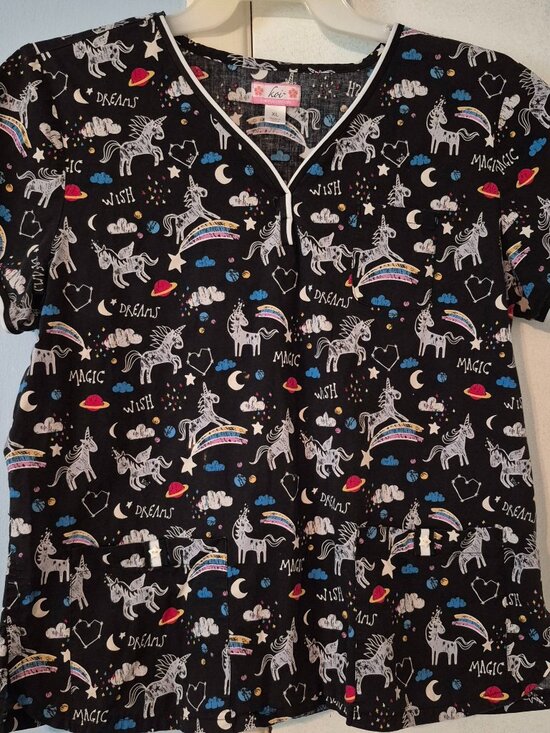 koi Tops - Koi Limited Edition Scrub Uniform Top Magical Unicorns Dreams Celestial Size XL